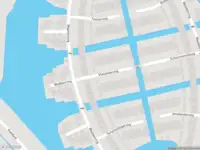 Ambulance met grote spoed naar de Vlielanderoog in Barendrecht