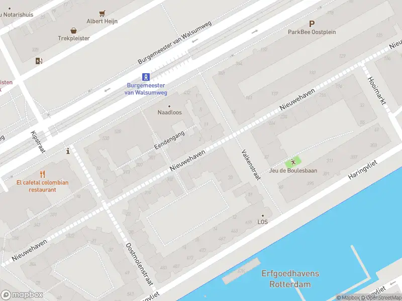 Ambulance met gepaste spoed naar de Nieuwehaven in Rotterdam