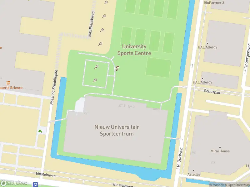 Ambulance met gepaste spoed naar de Archimedesweg in Leiden