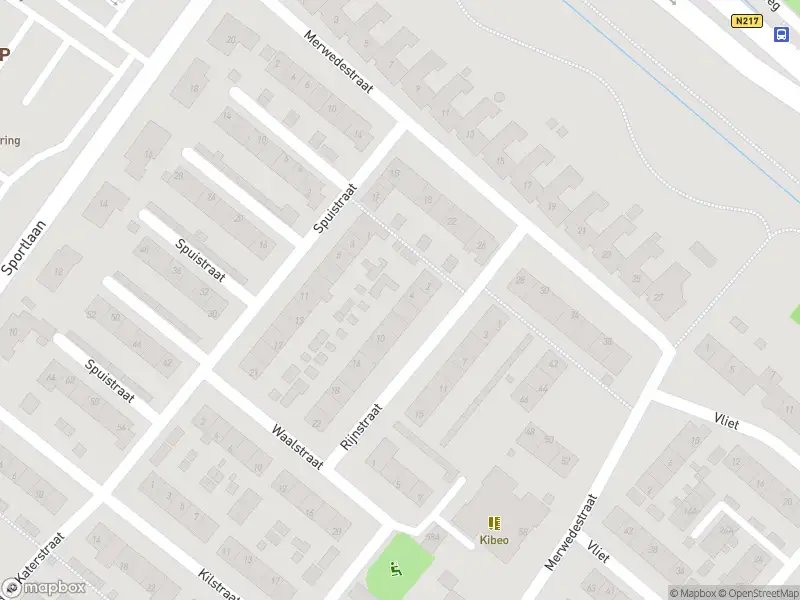 Ambulance met gepaste spoed naar de Merwedestraat in Maasdam