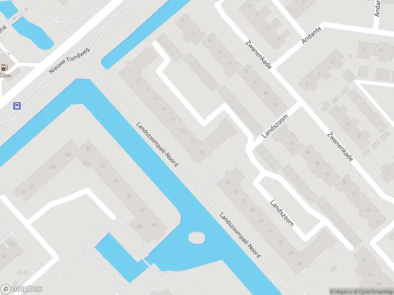 Ambulance met grote spoed naar de Landszoom in Krimpen aan den IJssel