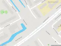 Ambulance met grote spoed naar de Steenvoordelaan in Rijswijk