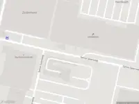 Ambulance met gepaste spoed naar de Symon Spiersweg in Zaandam