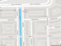 Ambulance met gepaste spoed naar de Heusdenstraat in Amsterdam