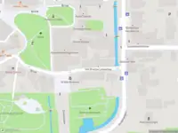 Politie met grote spoed naar de Kloosterstraat in Assen vanwege ongeval met letsel