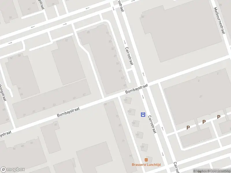 Ambulance met grote spoed naar de Cairostraat in Rotterdam