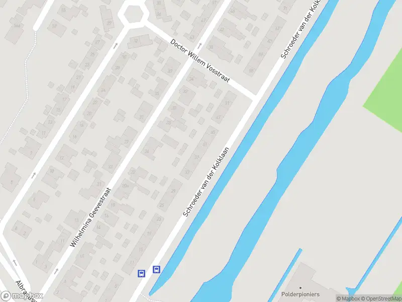 Ambulance met grote spoed naar de Schroeder van der Kolklaan in Poortugaal