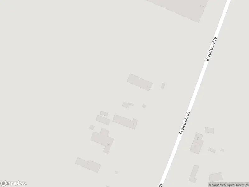 Brandweer en politie met grote spoed naar de Grotelseheide in Bakel vanwege middelgrote brand