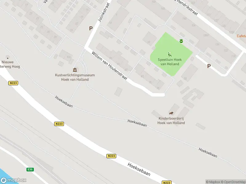 Ambulance met grote spoed naar de Willem van Houtenstraat in Hoek van Holland