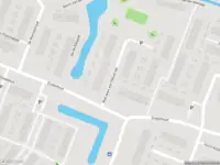 Ambulance met gepaste spoed naar de Walraven van Hallstraat in Hoogvliet Rotterdam