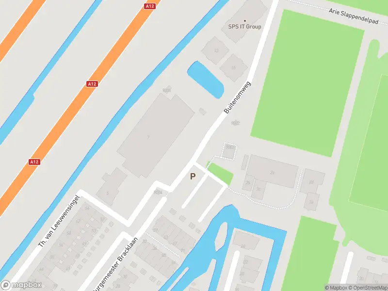 Ambulance met gepaste spoed naar de Buitenomweg in Reeuwijk
