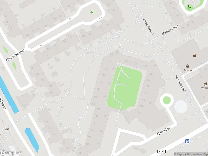 Traumahelikopter met grote spoed naar de Niftrikhof in Amsterdam