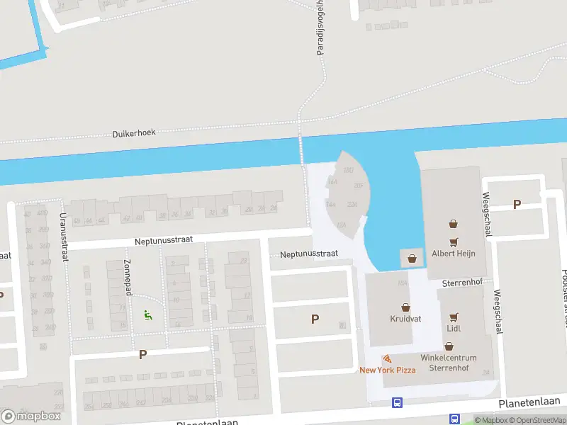 Ambulance met gepaste spoed naar de Neptunusstraat in Spijkenisse