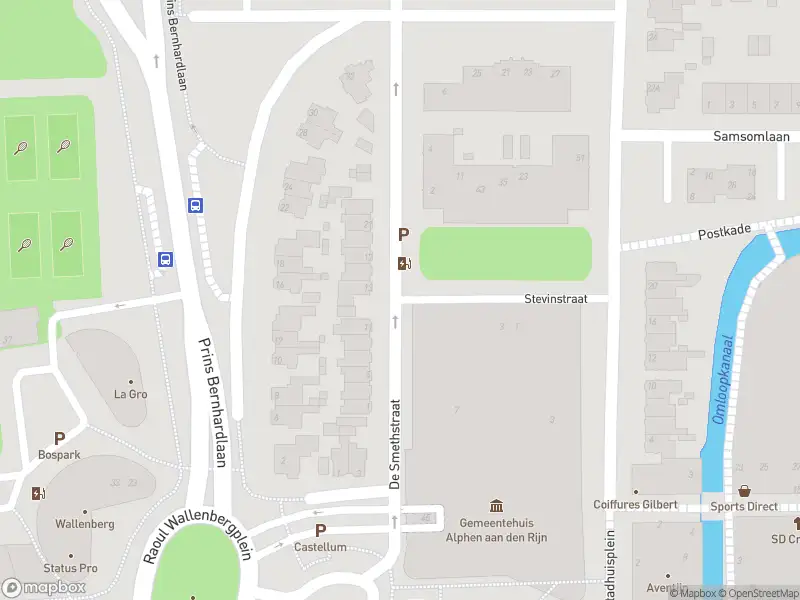 Ambulance met gepaste spoed naar de De Smethstraat in Alphen aan den Rijn