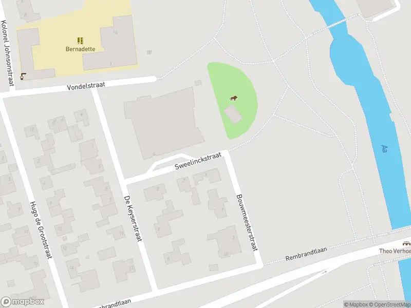 Brandweer met gepaste spoed naar de Sweelinckstraat in Veghel vanwege stormschade