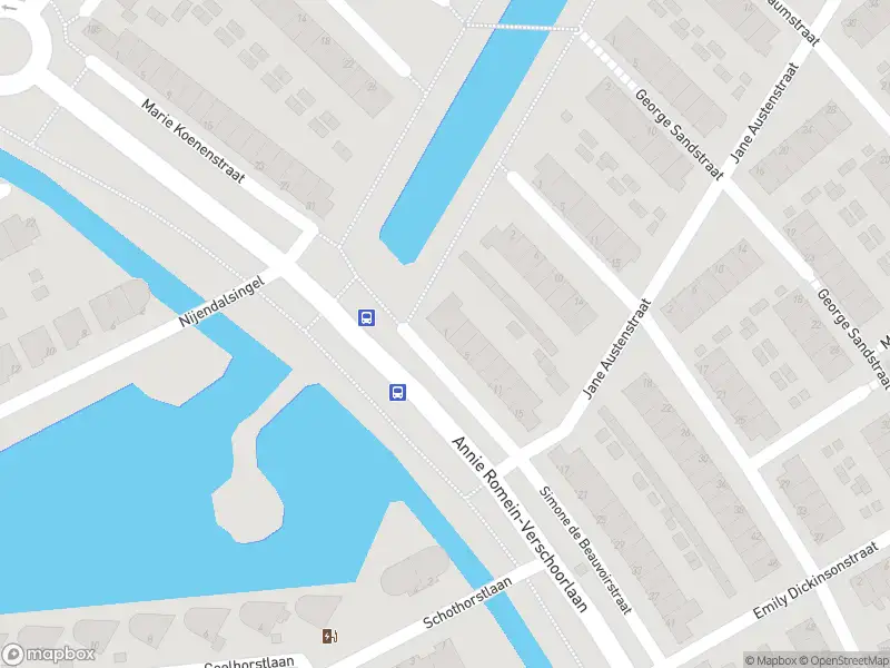 Ambulance met grote spoed naar de Simone de Beauvoirstraat in Spijkenisse