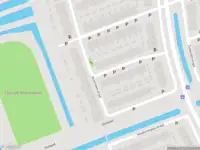 Ambulance met gepaste spoed naar de Bezembinderstraat in Delfgauw