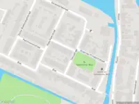 Ambulance met grote spoed naar de Groen van Prinstererstraat in Krommenie