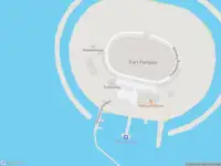 Brandweer en politie met grote spoed naar de Fortwoning Pampus in Muiden