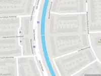 Politie naar de Jeltje de Bosch Kemperstraat in Spijkenisse vanwege dier(en) in nood