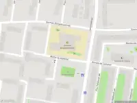 Ambulance met grote spoed naar de Jan Lelimanhof in Amsterdam