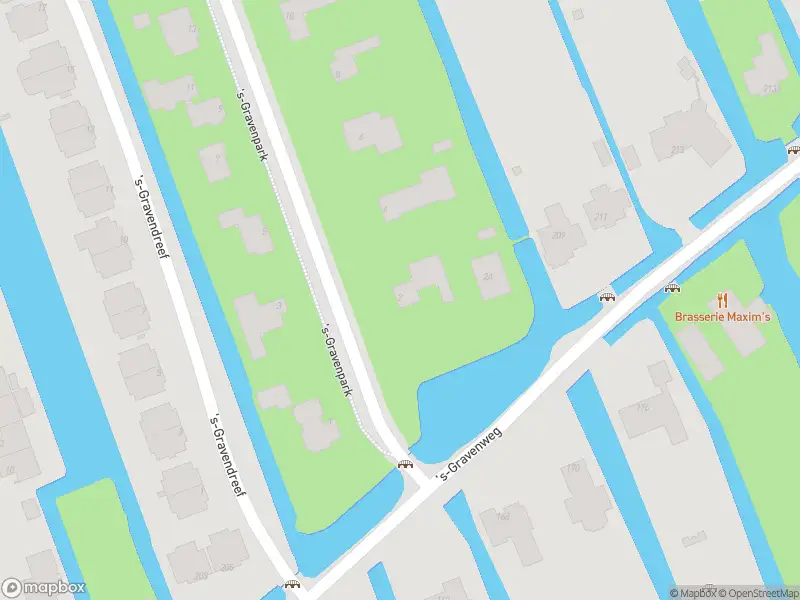 Ambulance met gepaste spoed naar de 's-Gravenpark in Capelle aan den IJssel