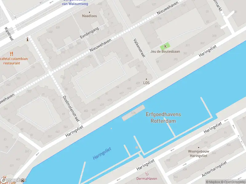 Ambulance met grote spoed naar de Haringvliet in Rotterdam
