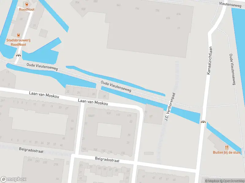 Politie naar de Oude Vleutenseweg in Utrecht