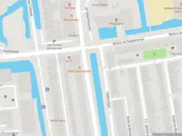 Ambulance met grote spoed naar de Statensingel in Gouda