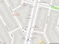 Ambulance met grote spoed naar de Gerrit Achterbergstraat in 's-Gravenhage
