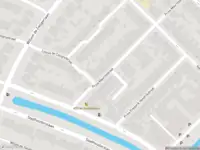 Ambulance met grote spoed naar de Prins Mauritsstraat in Schiedam