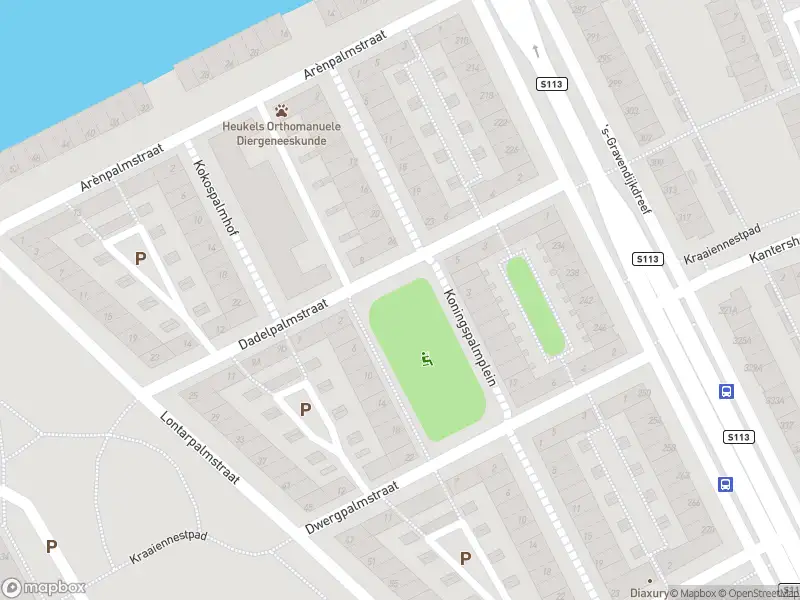 Ambulance met grote spoed naar de Koningspalmplein in Amsterdam