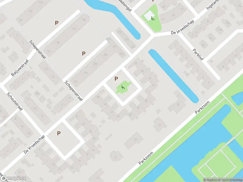 Ambulance met gepaste spoed naar de Raadhuisplein in Krimpen aan den IJssel