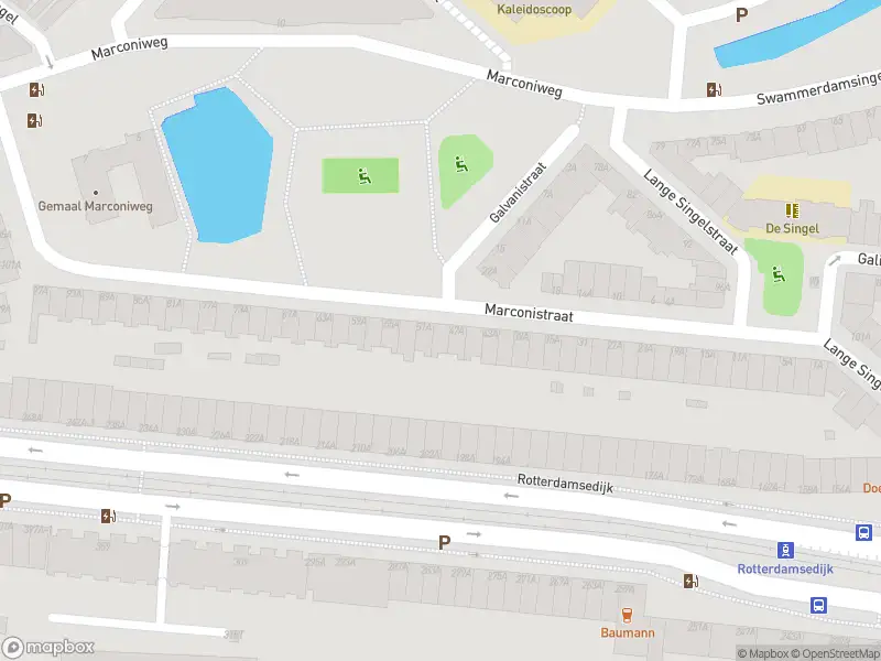 Ambulance met gepaste spoed naar de Marconistraat in Schiedam