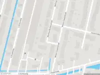 Ambulance met gepaste spoed naar de Martinus Burkensstraat in Rotterdam