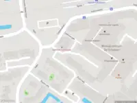 Ambulance met grote spoed naar de Zadkinerade in Capelle aan den IJssel