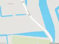 Politie naar de Balkerweg in Vinkenbuurt vanwege aanrijding met letsel