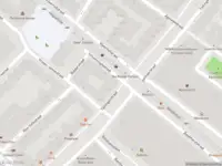 Ambulance met grote spoed naar de Teilingerstraat in Rotterdam