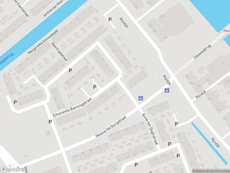 Ambulance met grote spoed naar de Emerentia Banningstraat in Leiden
