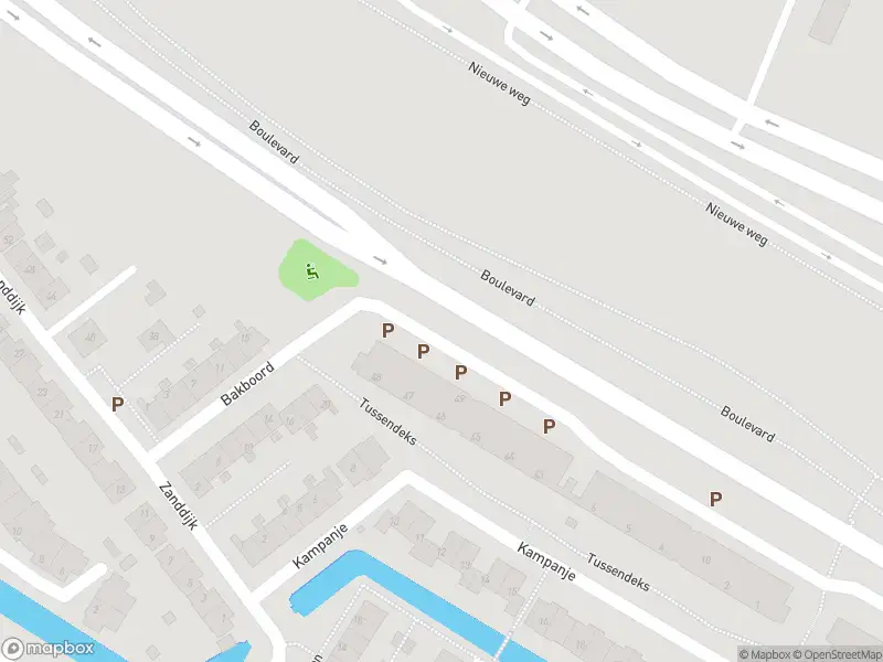 Brandweer met gepaste spoed naar de Boulevard in Rozenburg