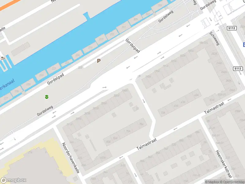 Ambulance met gepaste spoed naar de Gordelweg in Rotterdam