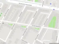 Ambulance met grote spoed naar de Top Rinckerstraat in Amsterdam