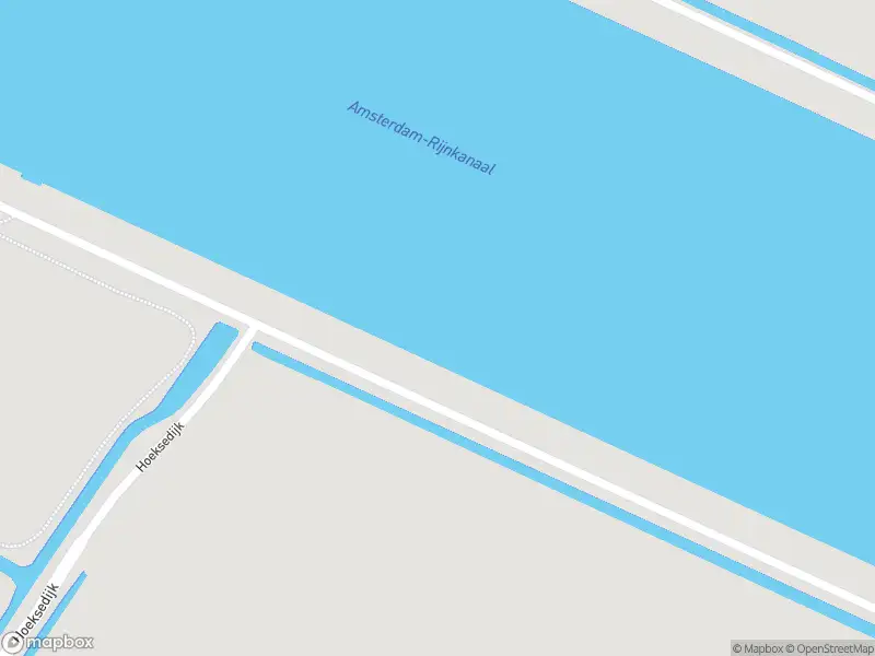 Brandweer met gepaste spoed naar de Hoeksedijk in Wijk bij Duurstede vanwege een buitenbrand