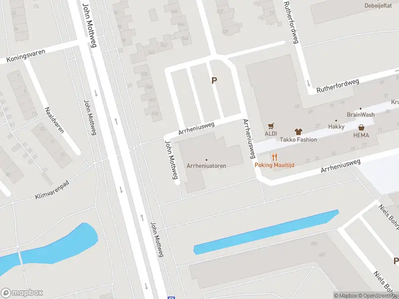 Ambulance met grote spoed naar de Arrheniusweg in Rotterdam