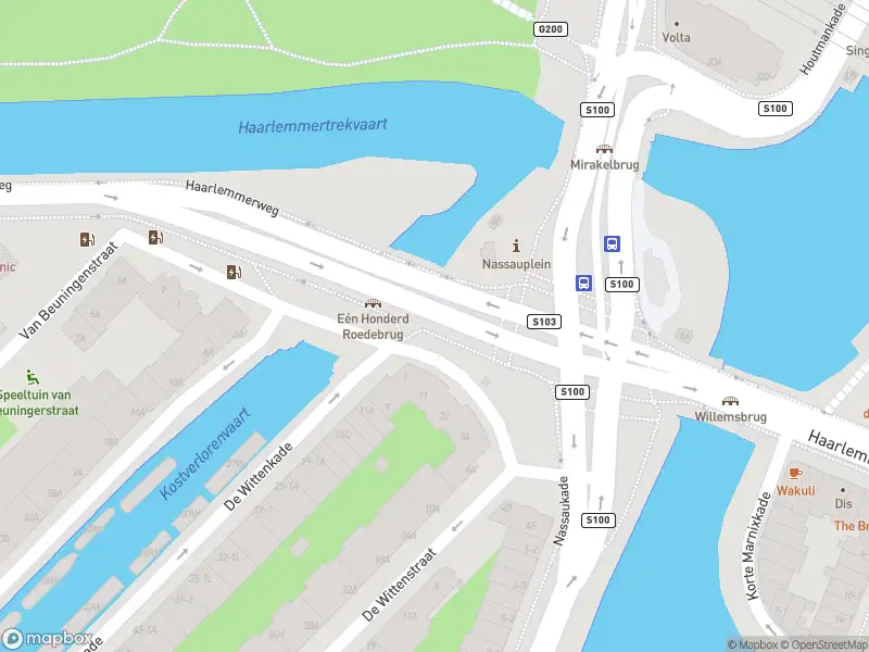 Traumahelikopter met grote spoed naar de Nassauplein in Amsterdam