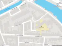 Ambulance met gepaste spoed naar de Eendjespoortstraat in Haarlem