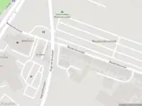 Ambulance met gepaste spoed naar de Weeskinderendijk in Dordrecht