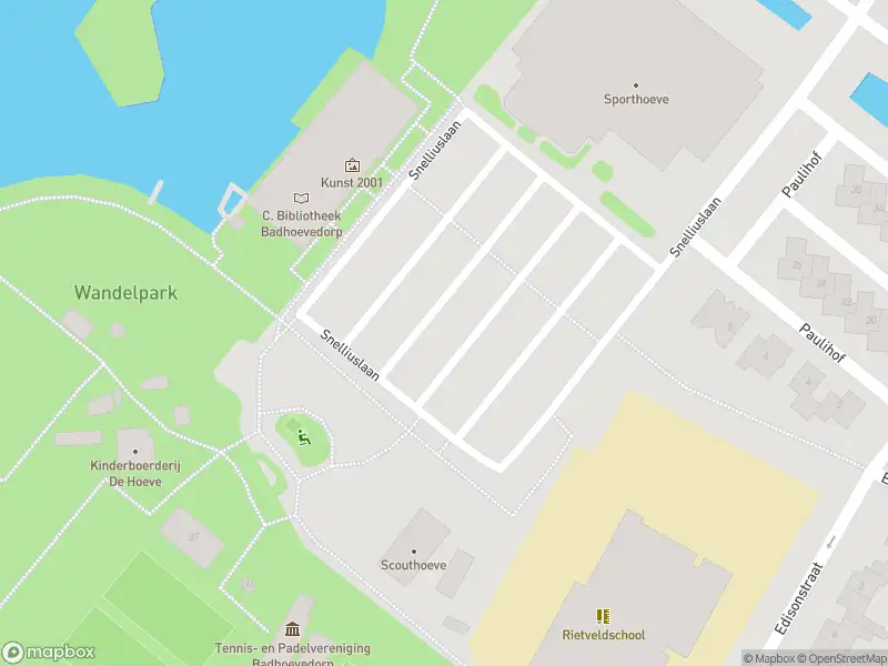 Ambulance met gepaste spoed naar de Snelliuslaan in Badhoevedorp