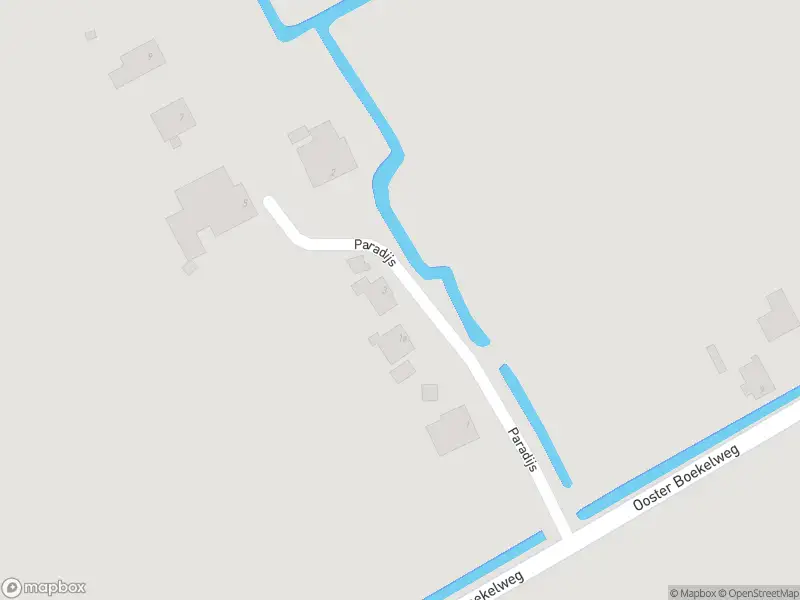 Ambulance met grote spoed naar de Paradijs in De Weere