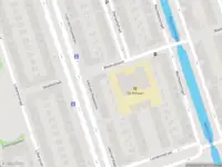 Ambulance met grote spoed naar de Herentalsstraat in Amsterdam